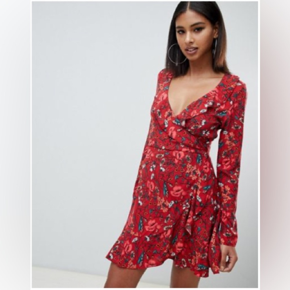 Missguided Wrap Front Mini Tea Dress in Rust Floral - Size 12 NWT